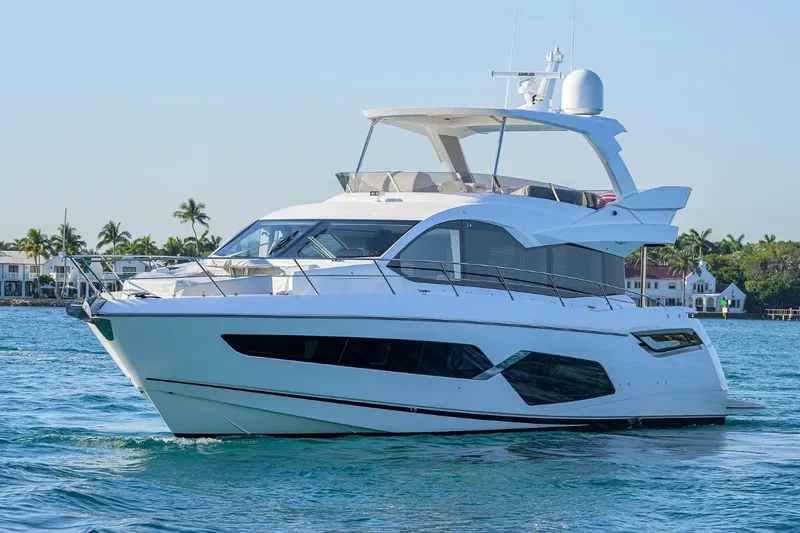 Lucky Ladies Yacht Photos Pics 