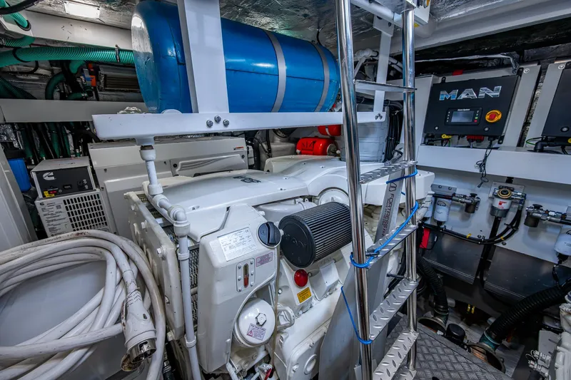 Lucky Ladies Yacht Photos Pics Engine room of 2022 Sunseeker Manhattan 68 yacht, featuring advanced machinery and equipment.