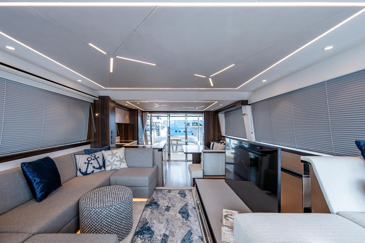 2022 Sunseeker 68 