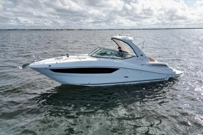 Sea Ray 330 Sundancer