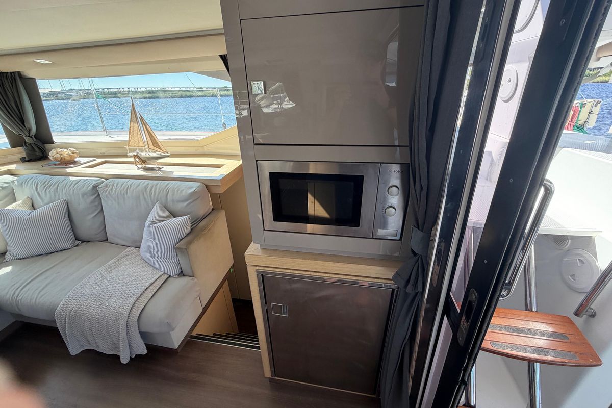 2018 Fountaine Pajot 47