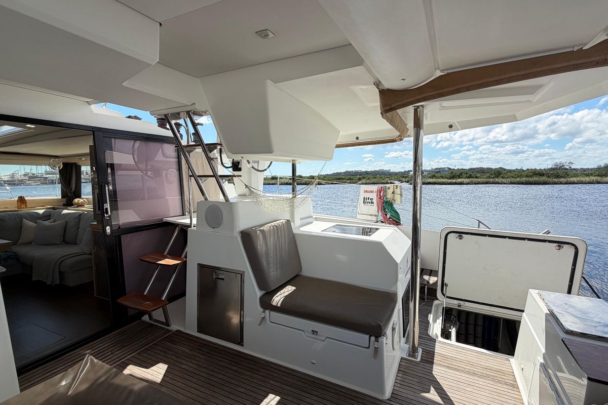 2018 Fountaine Pajot 47