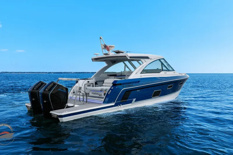 Lucca 2 Yacht Photos Pics 2025 Formula 380 Super Sport Crossover OB on open water, showcasing sleek design and powerful engines.