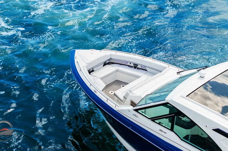 Lucca 2 Yacht Photos Pics 2025 Formula 380 Super Sport Crossover OB on vibrant blue water.