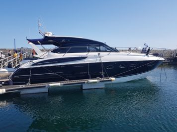 2016 Princess V48