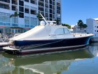 2001 Hinckley Talaria 44