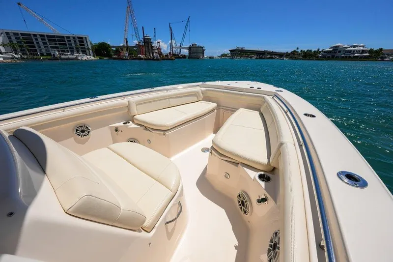 Reel Chaos Yacht Photos Pics Grady White 33 - Reel Chaos - Forward Seating