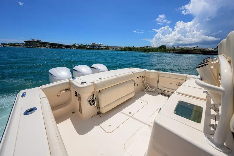 Reel Chaos Yacht Photos Pics Grady White 33 - Reel Chaos - Cockpit