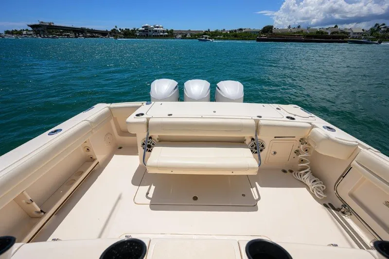 Reel Chaos Yacht Photos Pics Grady White 33 - Reel Chaos - Fold Down Cockpit Seating