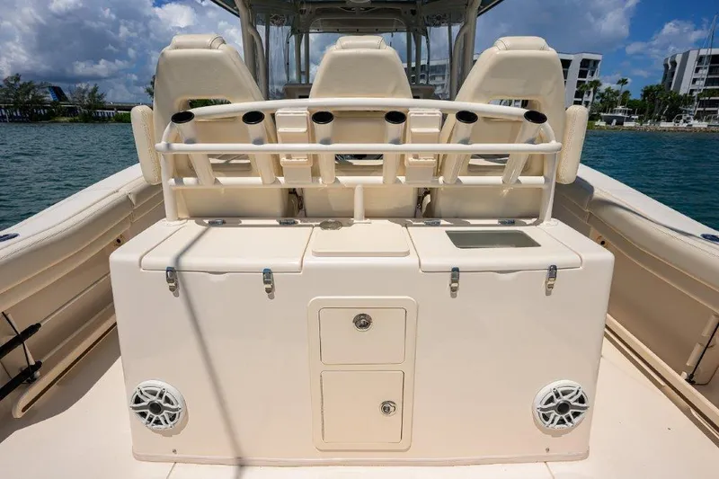 Reel Chaos Yacht Photos Pics Grady White 33 - Reel Chaos - Console