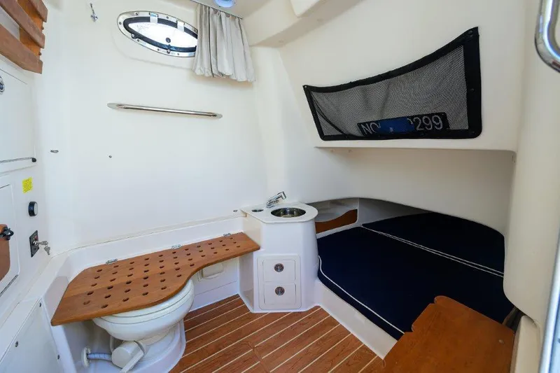 Reel Chaos Yacht Photos Pics Grady White 33 - Reel Chaos - Cabin