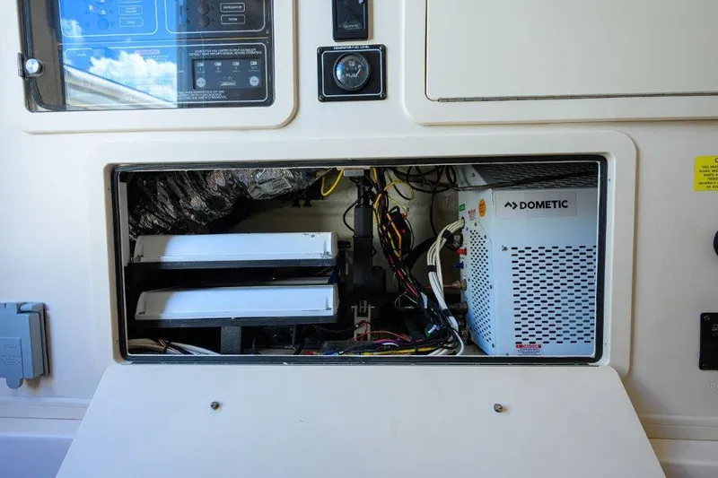 Reel Chaos Yacht Photos Pics Grady White 33 - Reel Chaos - Cabin