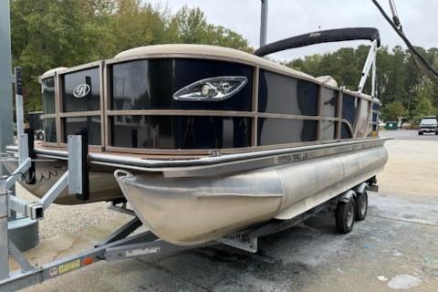 Bentley Pontoons 220 Elite Admiral