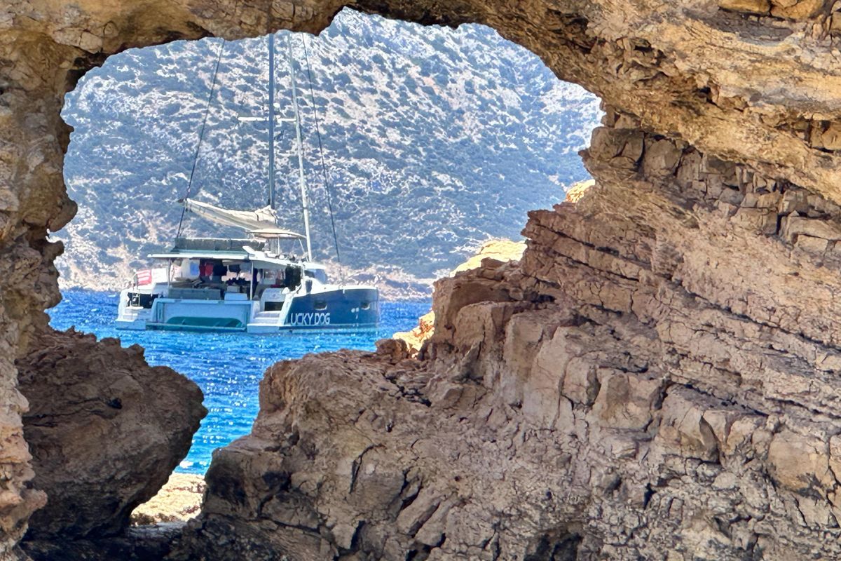 2022 Fountaine Pajot 47 