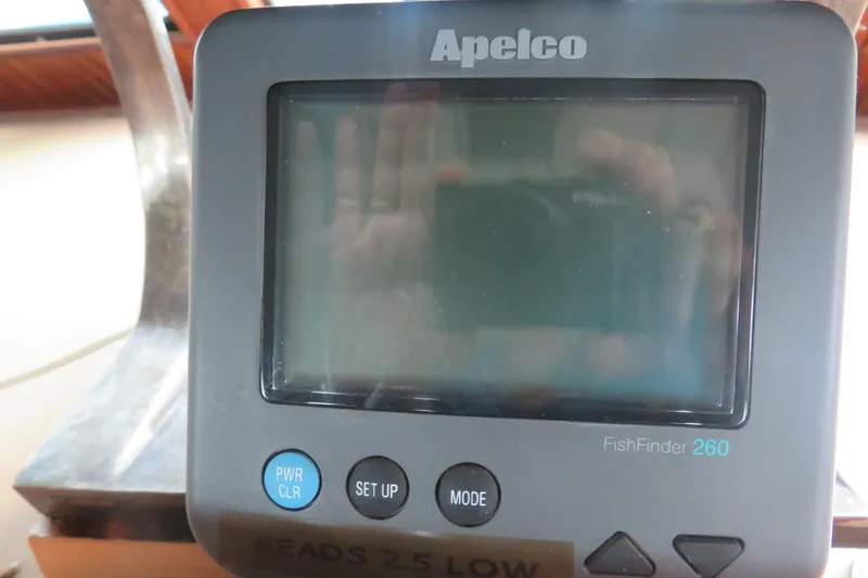 Rive' Gauche Yacht Photos Pics Apelco FishFinder 260 on 1986 Hatteras 58 Motor Yacht dashboard.