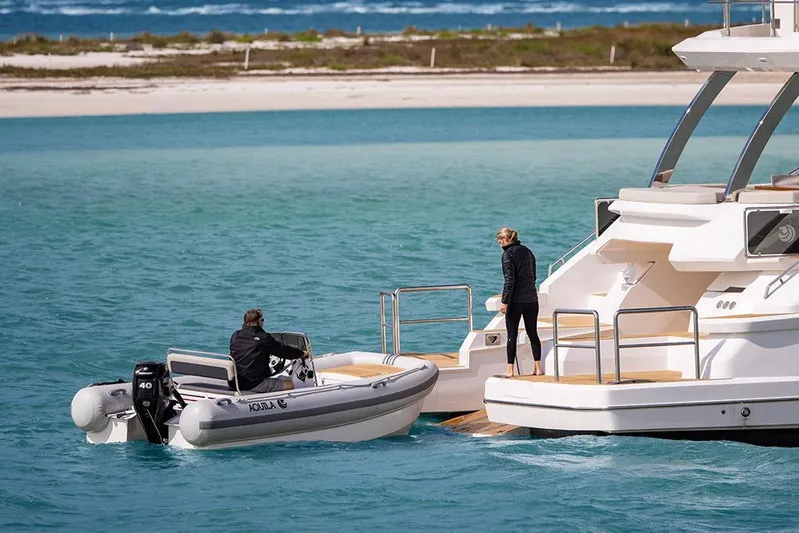  Yacht Photos Pics 2023-Aquila-70-Luxury-MarineMax