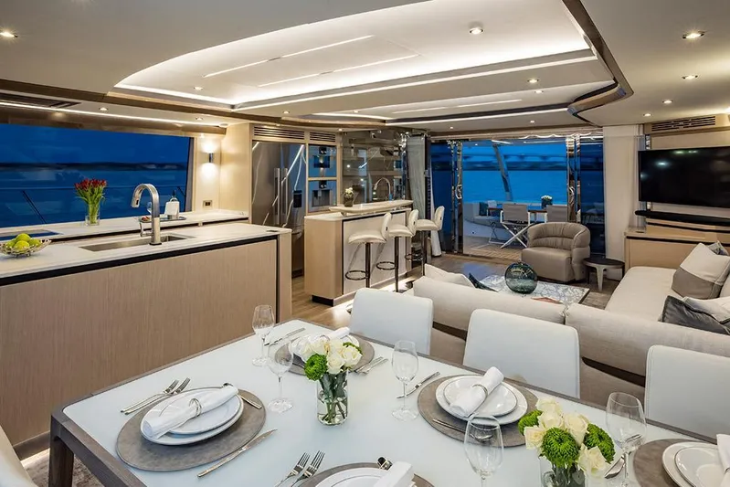  Yacht Photos Pics 2023-Aquila-70-Luxury-MarineMax