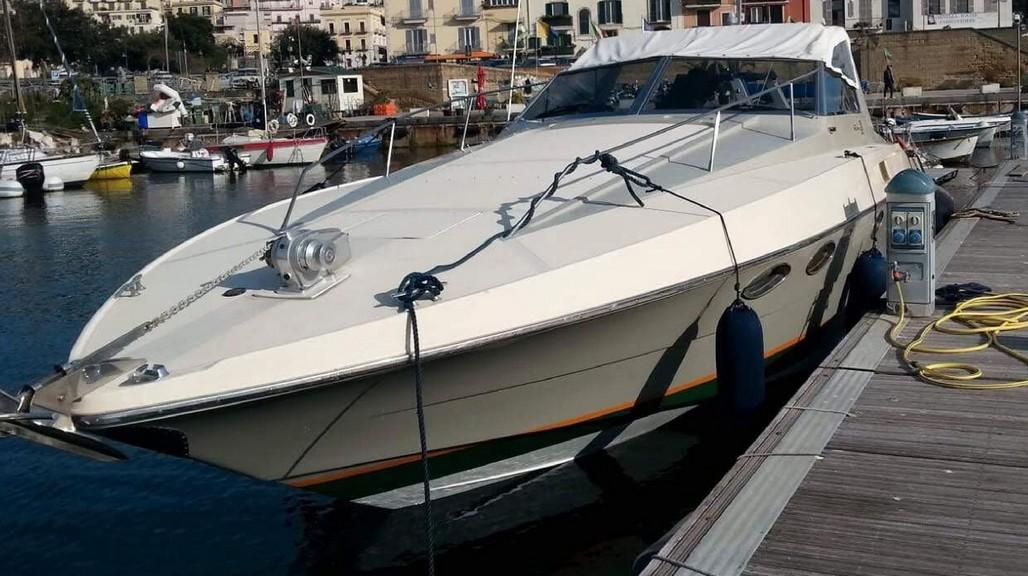 1980 Riva Bravo 38