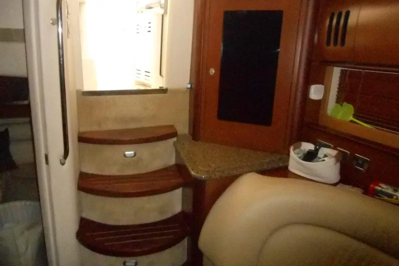  Yacht Photos Pics Interior of 2007 Sea Ray 44 Sundancer yacht with wooden stairs and elegant design.