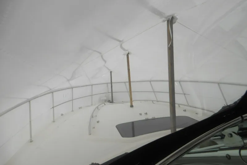  Yacht Photos Pics 2007 Sea Ray 44 Sundancer yacht under protective cover, interior view.