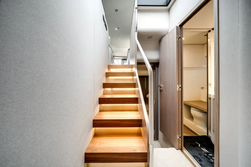 Farlo Yacht Photos Pics 