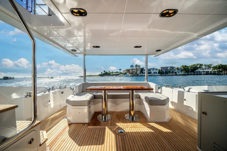 Farlo Yacht Photos Pics 