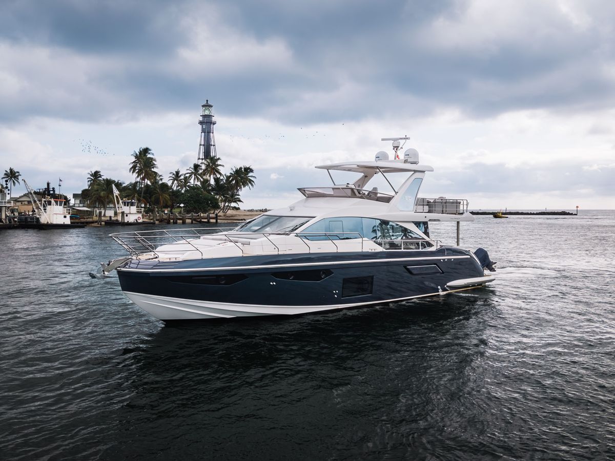2022 Azimut 60 