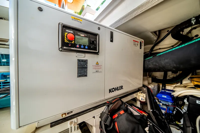 Farlo Yacht Photos Pics 