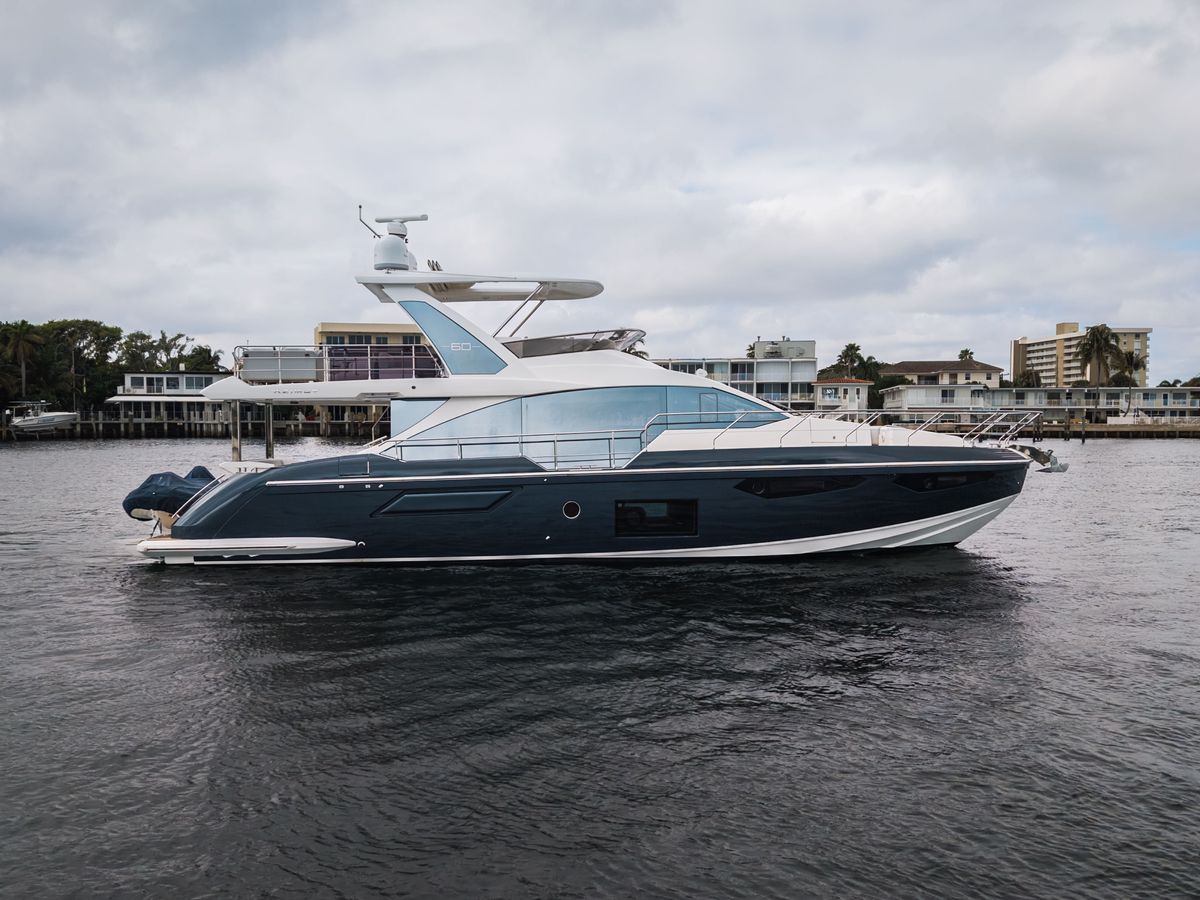 2022 Azimut 60 