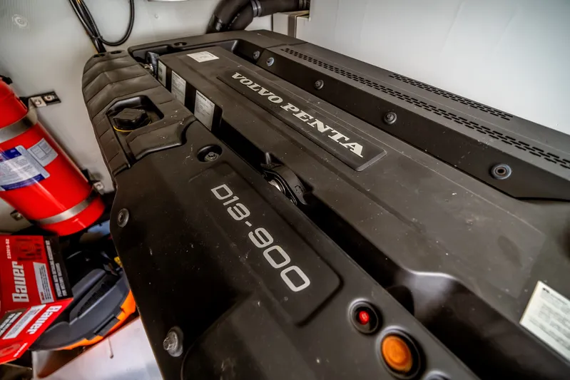 Farlo Yacht Photos Pics 