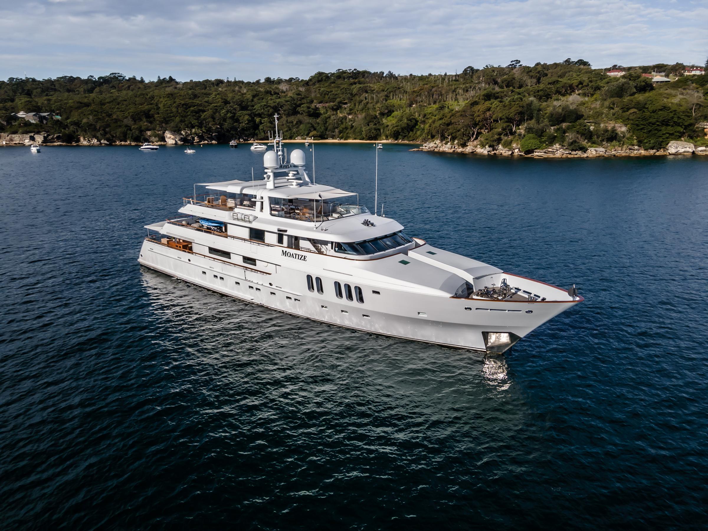 MOATIZE Motor Yachts Pendennis for sale - YachtWorld