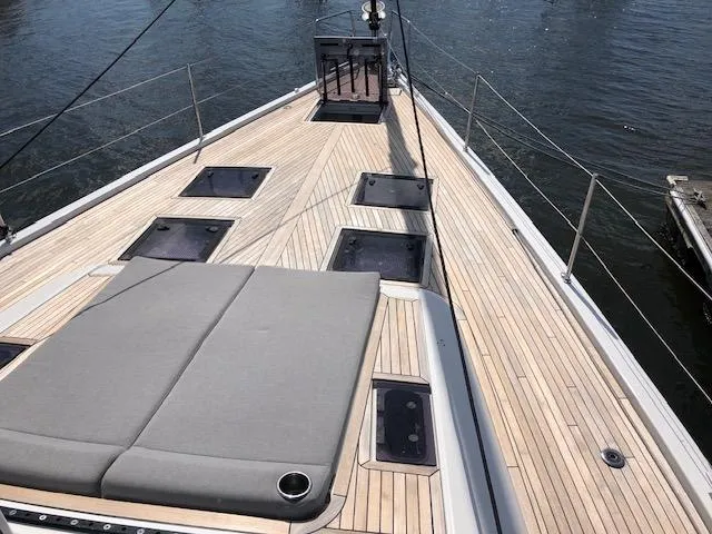 Caduceus Yacht Photos Pics 