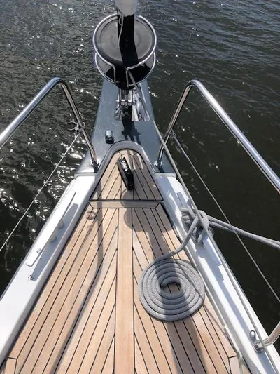 Caduceus Yacht Photos Pics 