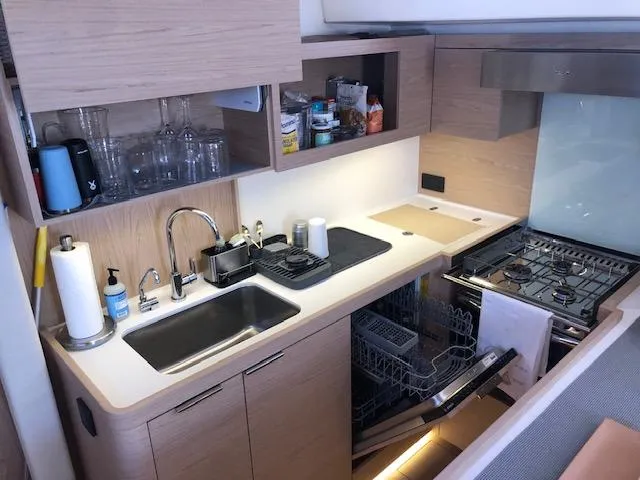 Caduceus Yacht Photos Pics 