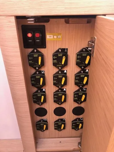 Caduceus Yacht Photos Pics 