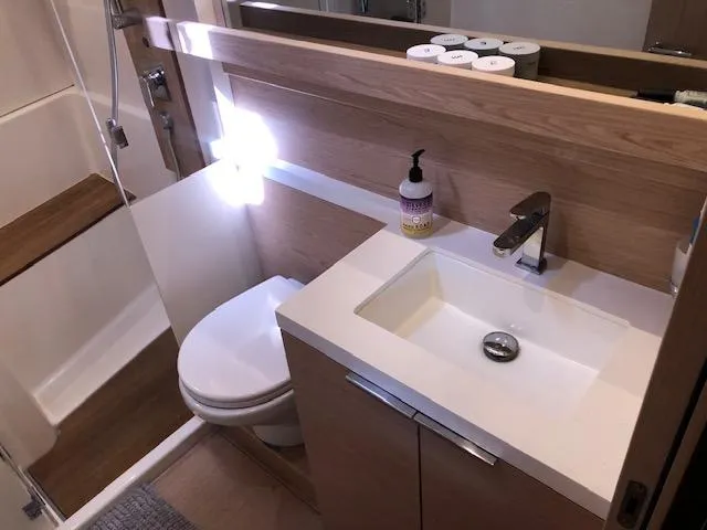 Caduceus Yacht Photos Pics 