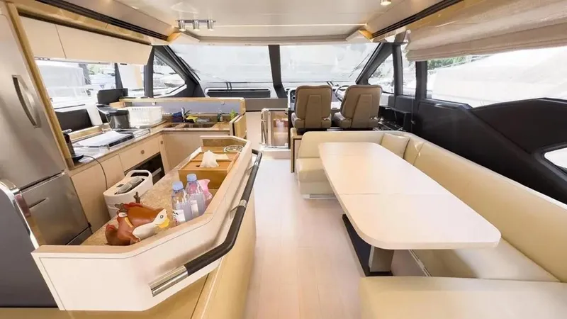  Yacht Photos Pics AZIMUT 66 FLY