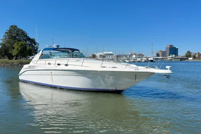 Sea Ray 450 Sundancer
