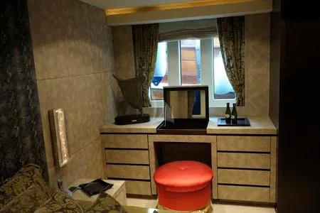  Yacht Photos Pics Luxurious interior of 2008 Tecnomar NADARA 80 flybridge yacht with elegant furnishings.