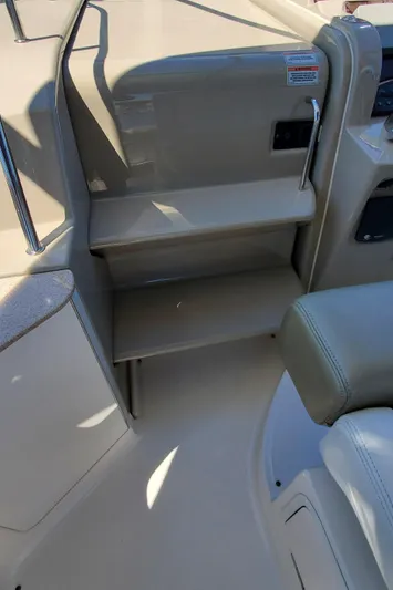 Just Becuz Yacht Photos Pics 2007 Sea Ray 310 Sundancer interior steps and seating area.