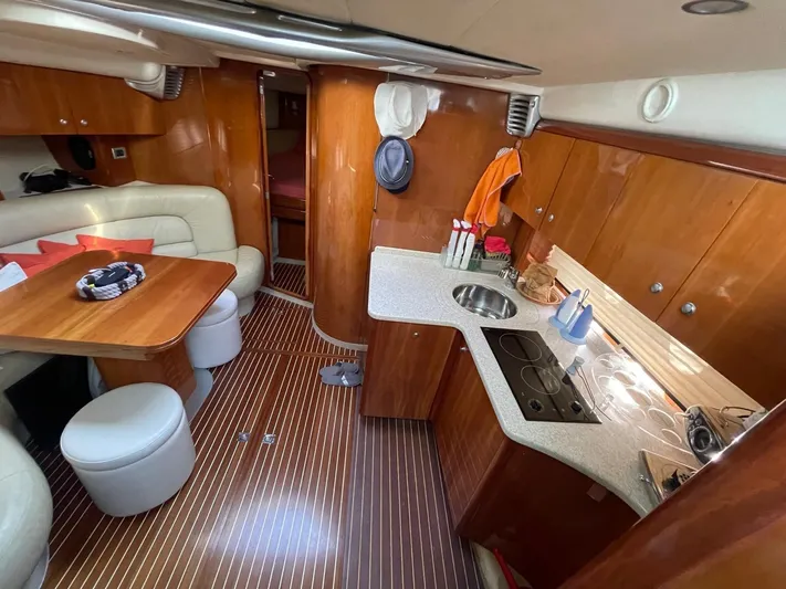  Yacht Photos Pics d8c96ea8-01f3-492a-857c-50034bb5094c.jpeg