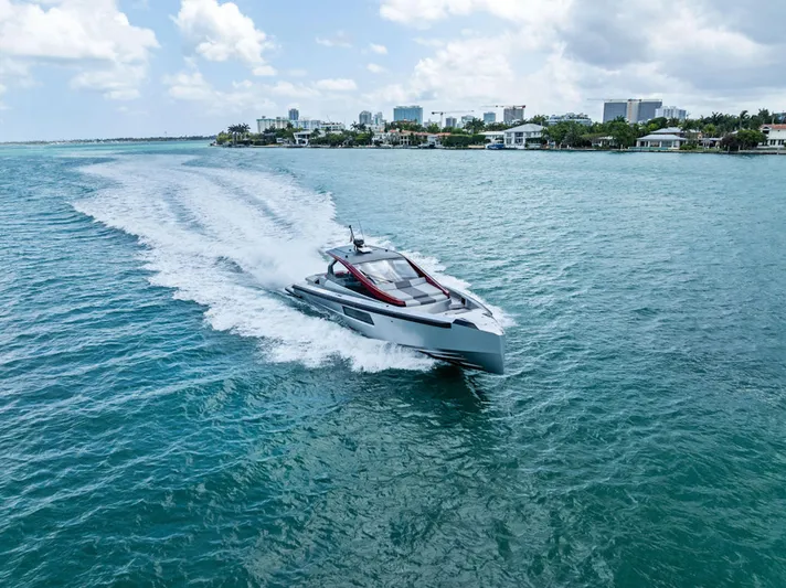Mana Yacht Photos Pics 