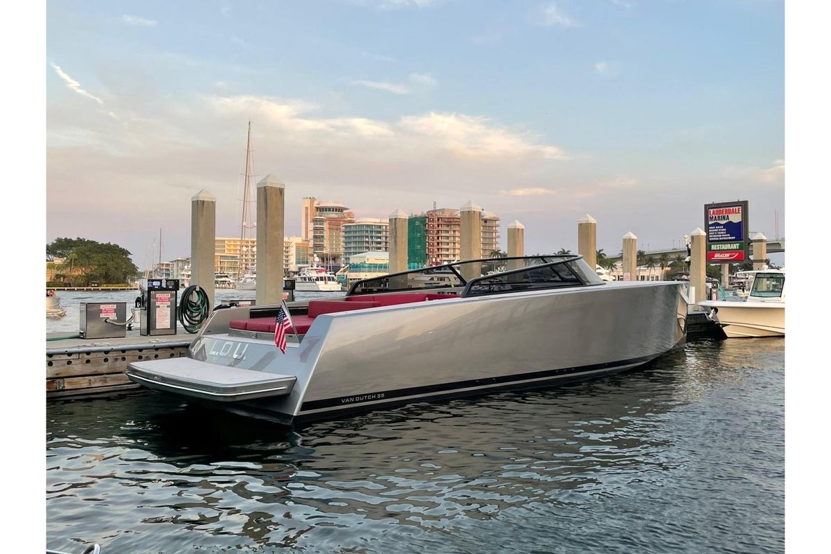 2016 VanDutch 55 