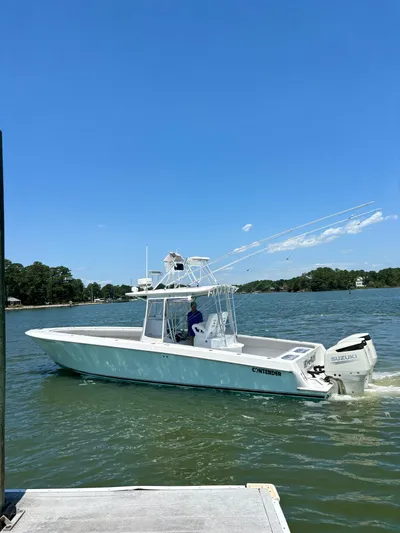 Hit-n-run Yacht Photos Pics 