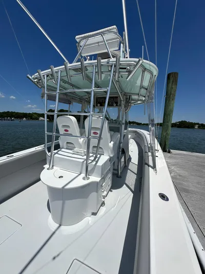 Hit-n-run Yacht Photos Pics 