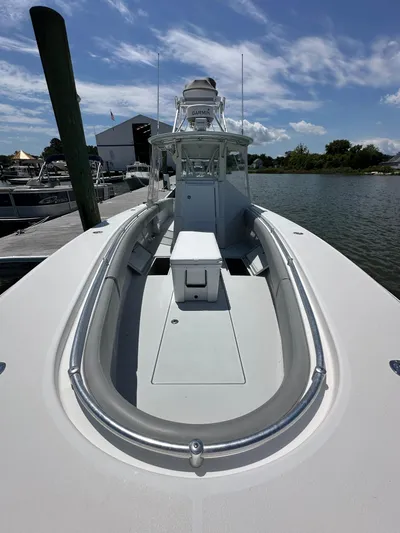 Hit-n-run Yacht Photos Pics 