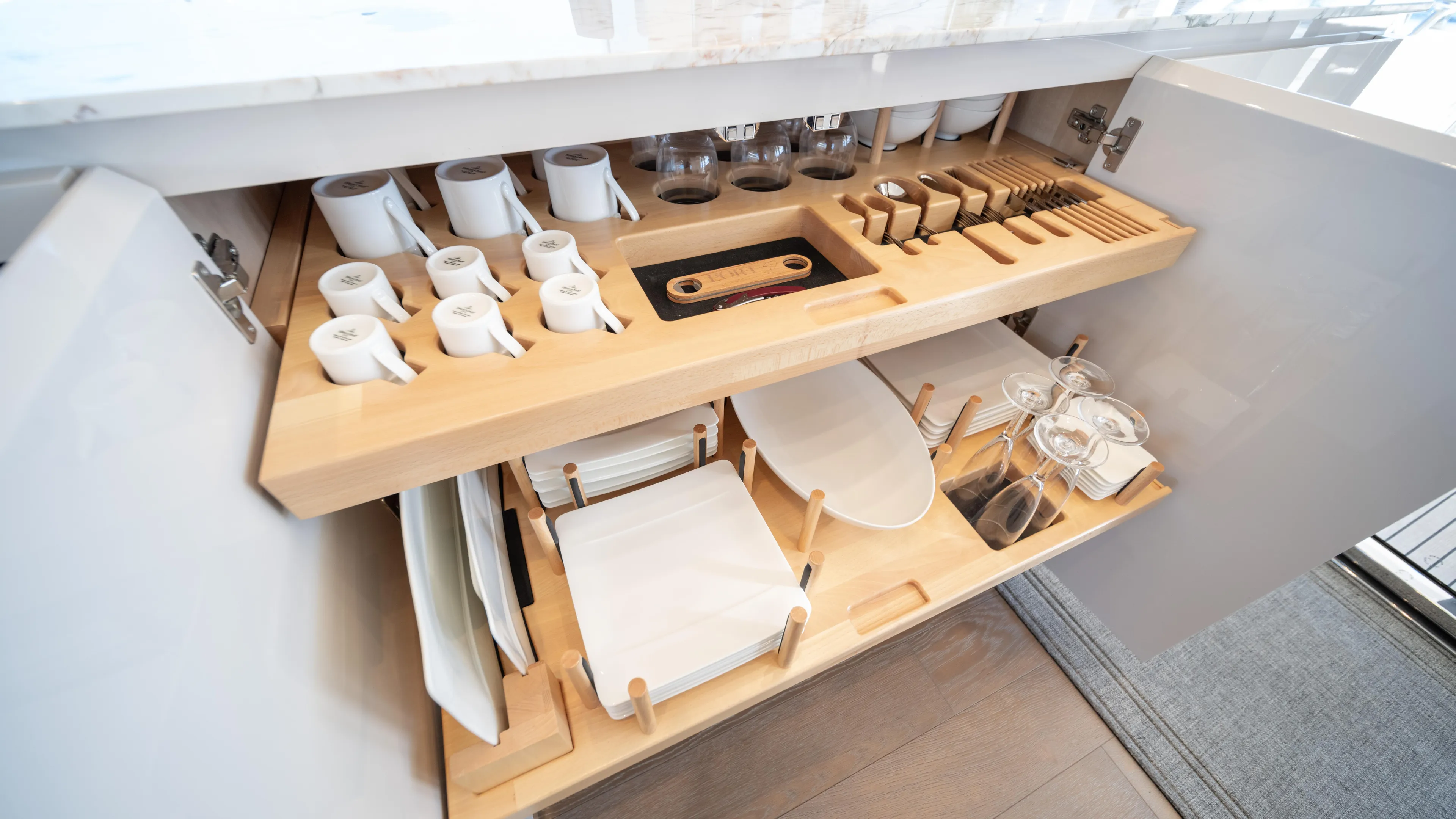 Classy Lady IV Yacht Photos Pics 