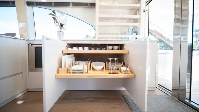 Classy Lady IV Yacht Photos Pics 