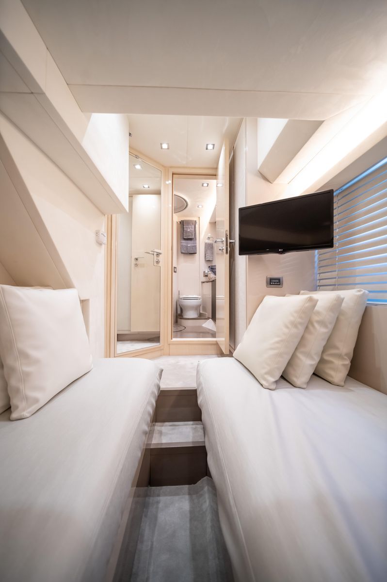 2020 Monte Carlo Yachts 66 
