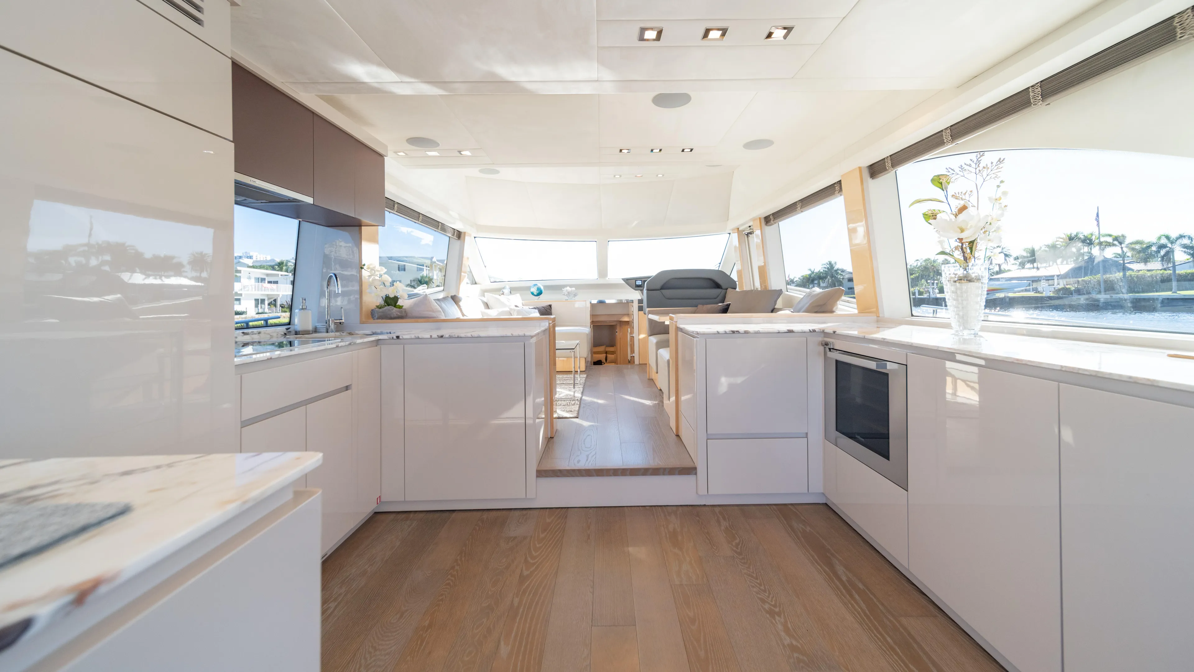 Classy Lady IV Yacht Photos Pics 